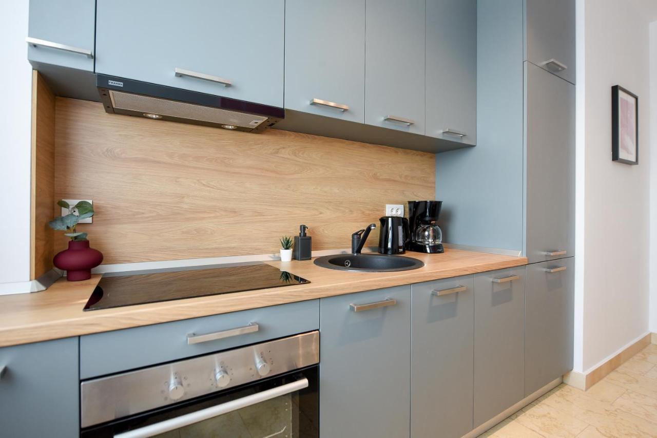 Eye Candy Romexpo 2-Bedroom With Free Parking Bucharest Exterior photo